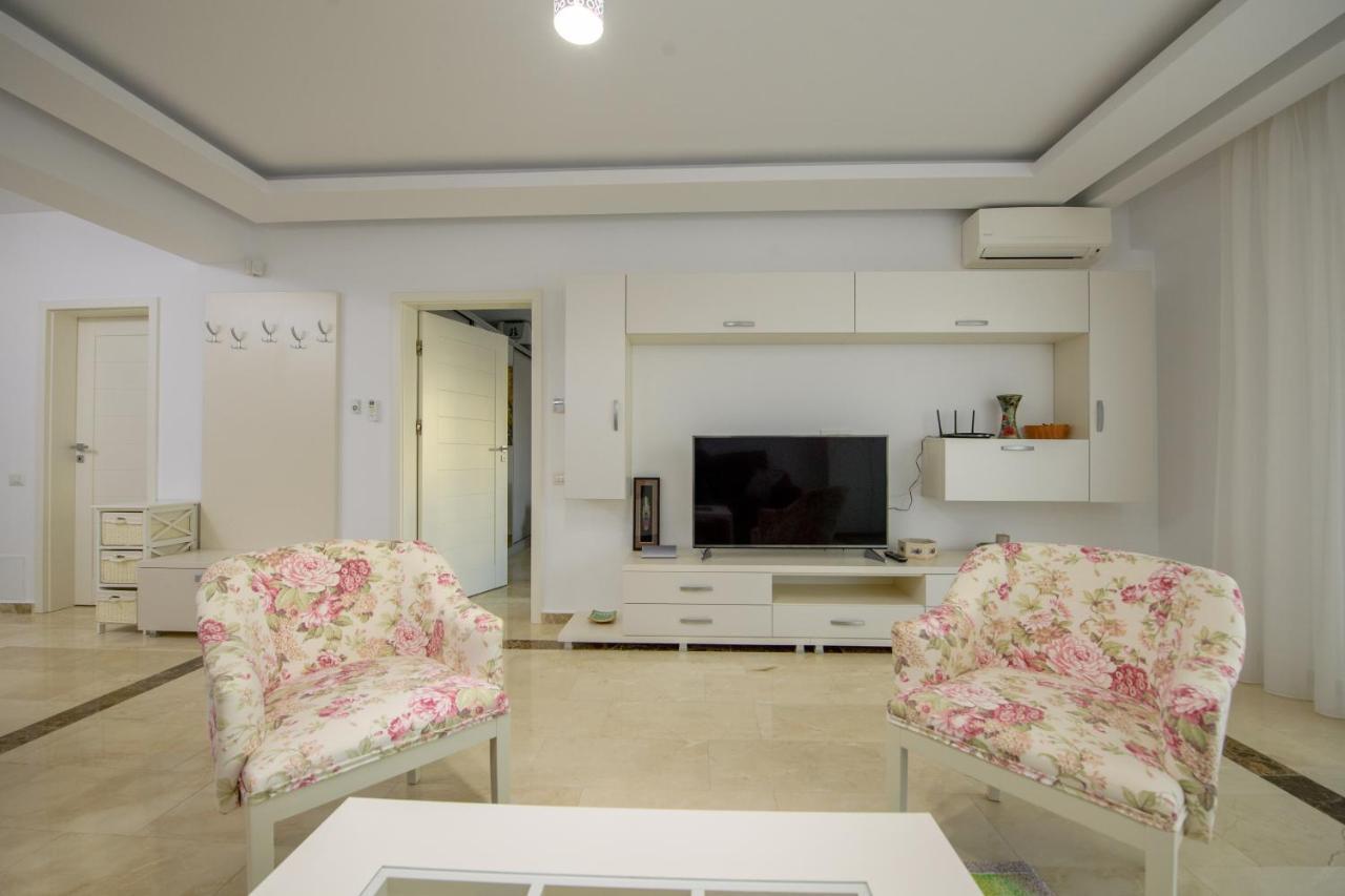 Marble Luxury Apartments Mamaia Bagian luar foto